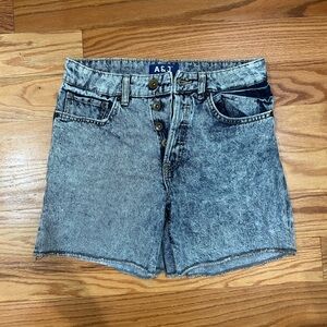 Light Blue Distressed Jean Shorts Vintage Style. New without tag.